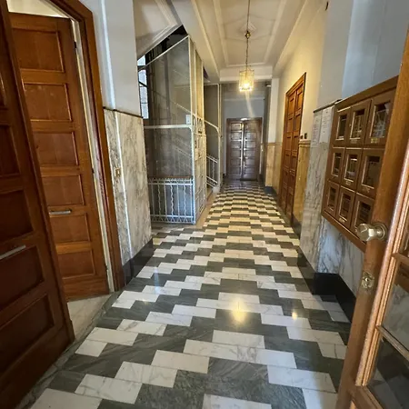 La Dolce 5 Star Luxury Apartment *